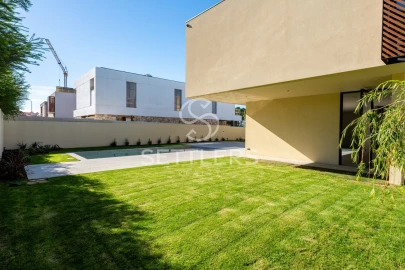 Moradia T5 para Venda em Cascais e Estoril