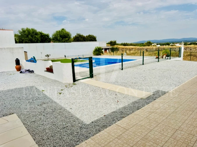 Moradia T4 para Venda em Crato e Mártires, Flor da Rosa e Vale do Peso Foto 37