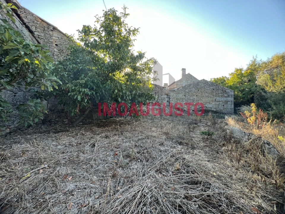 Moradia T3 para Venda em Lamegal Foto 15