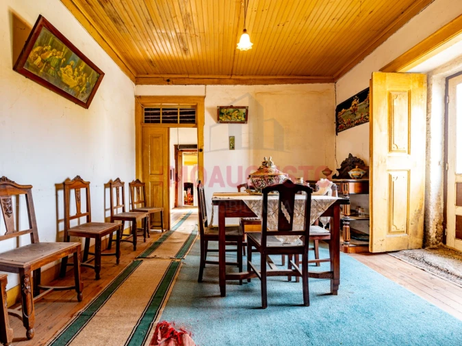 Moradia T5 para Venda em Vale de Azares Foto 6