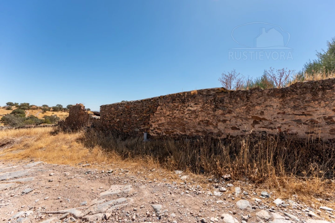 Quinta T3 para Venda em Monsaraz Foto 13