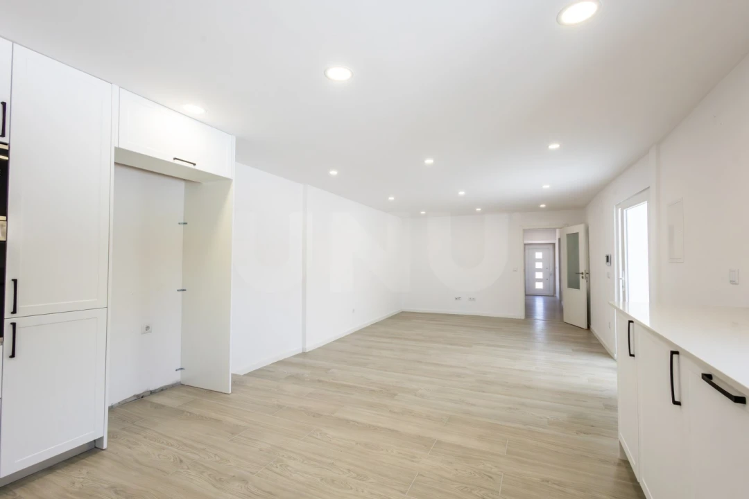 Moradia T6 para Venda em Pedreiras Foto 23