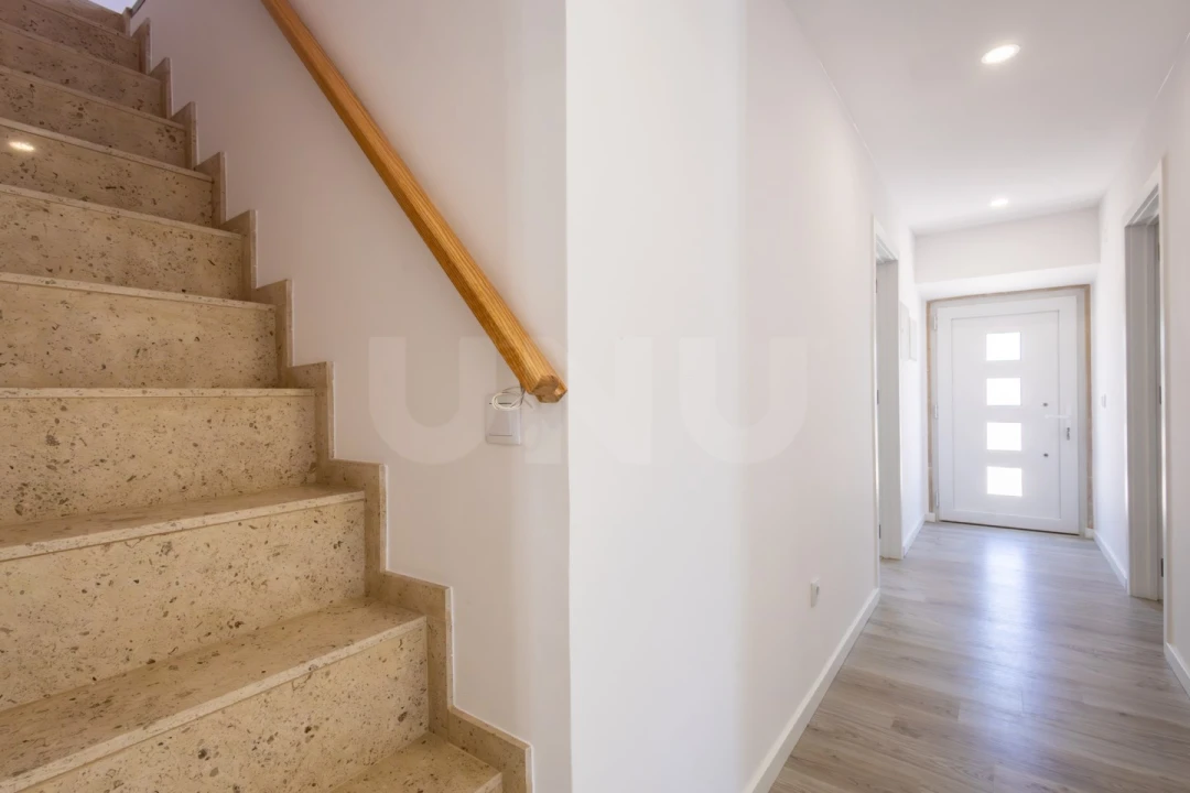 Moradia T6 para Venda em Pedreiras Foto 26