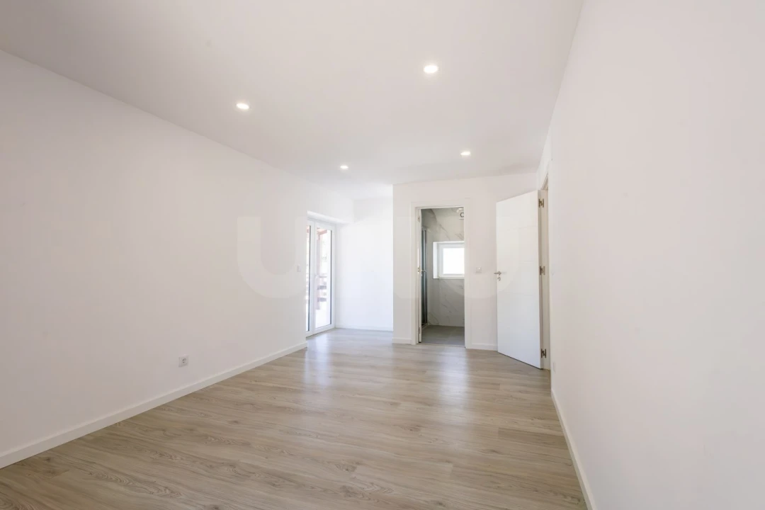 Moradia T6 para Venda em Pedreiras Foto 29