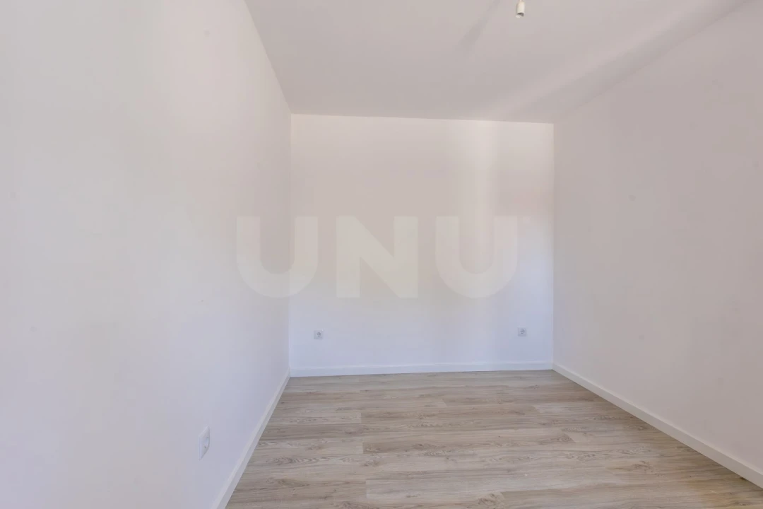 Moradia T6 para Venda em Pedreiras Foto 39