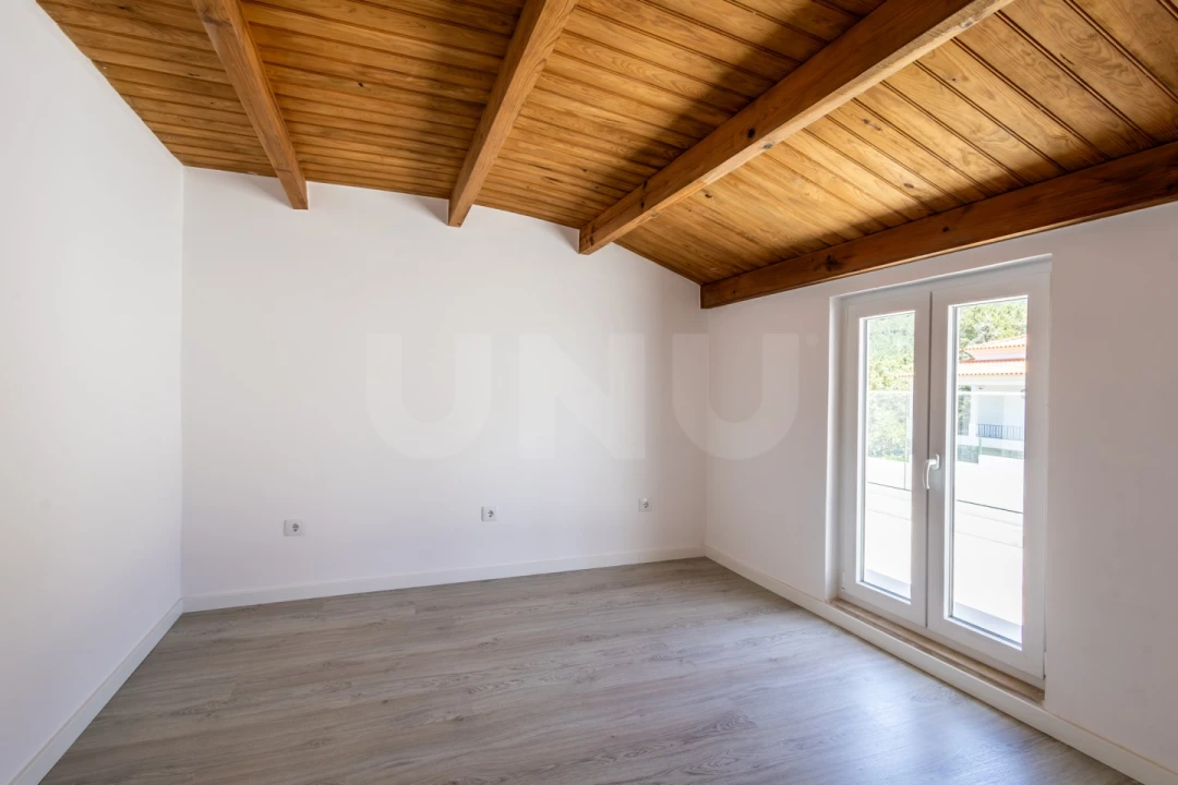 Moradia T6 para Venda em Pedreiras Foto 54