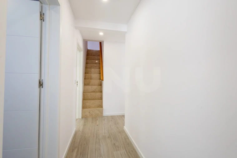 Moradia T6 para Venda em Pedreiras Foto 34