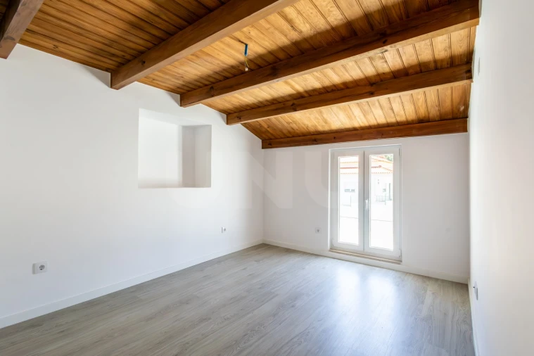 Moradia T6 para Venda em Pedreiras Foto 46