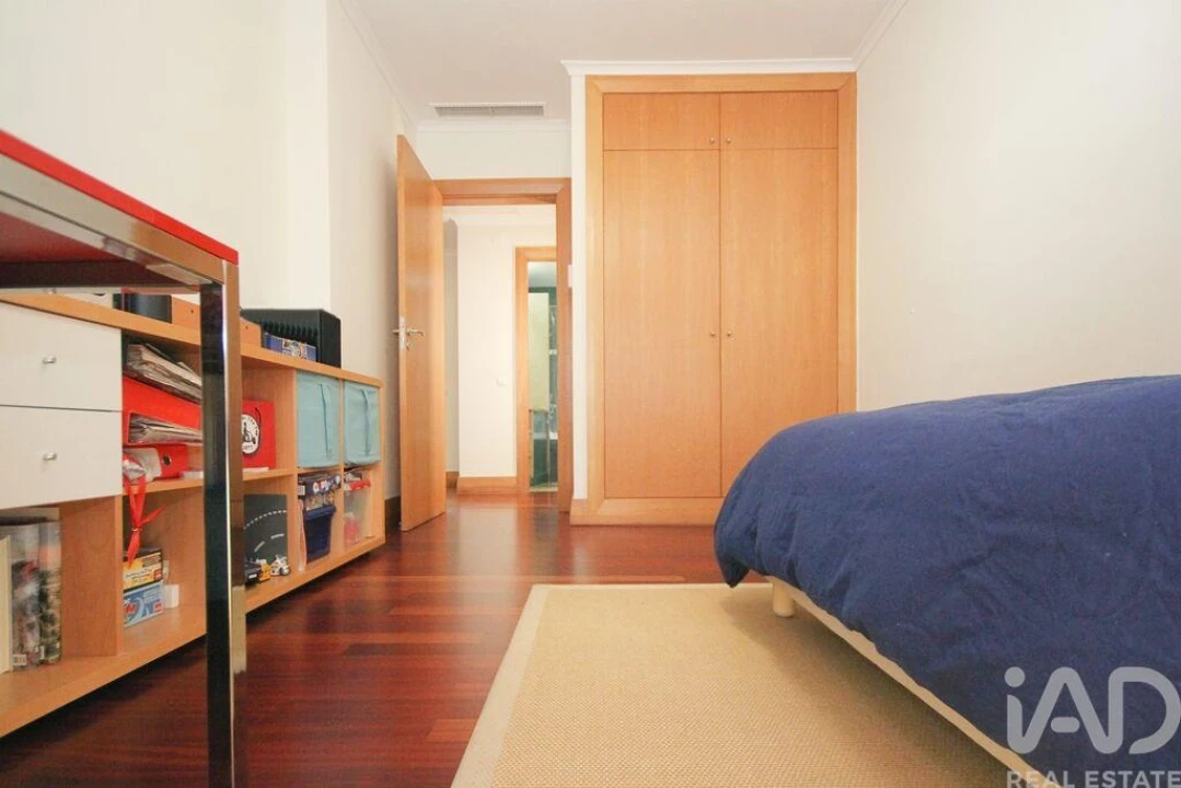 Apartamento T5 para Venda em Olivais Foto 17