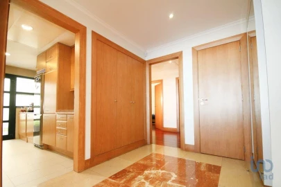 Apartamento T5 para Venda em Olivais