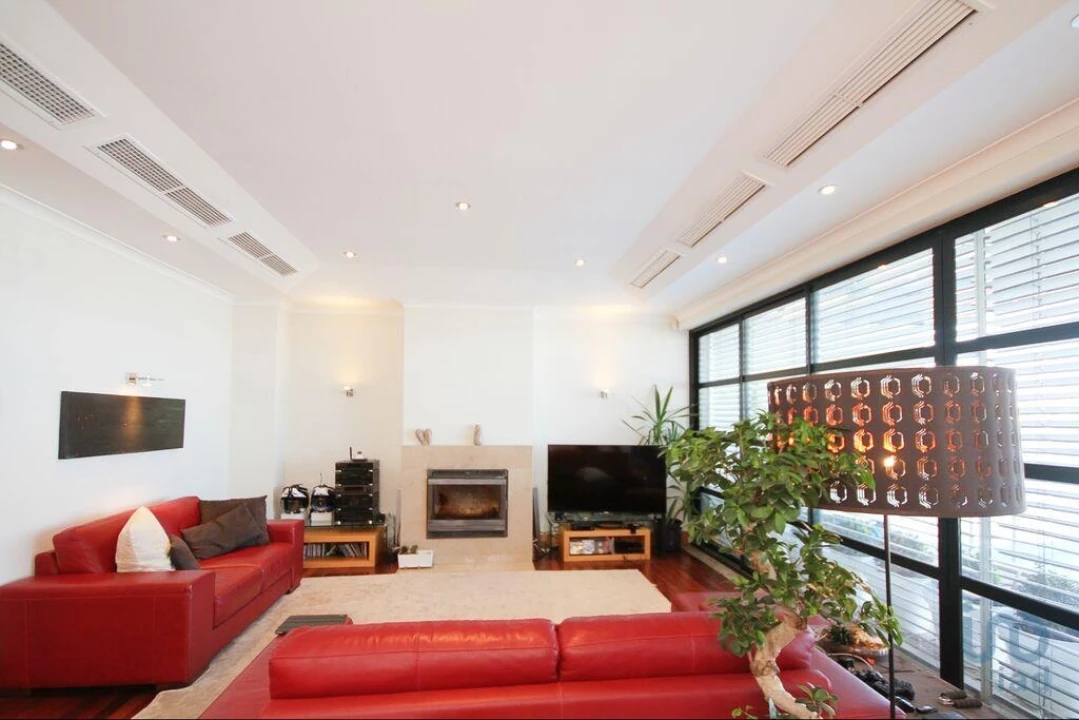 Apartamento T5 para Venda em Olivais Foto 5