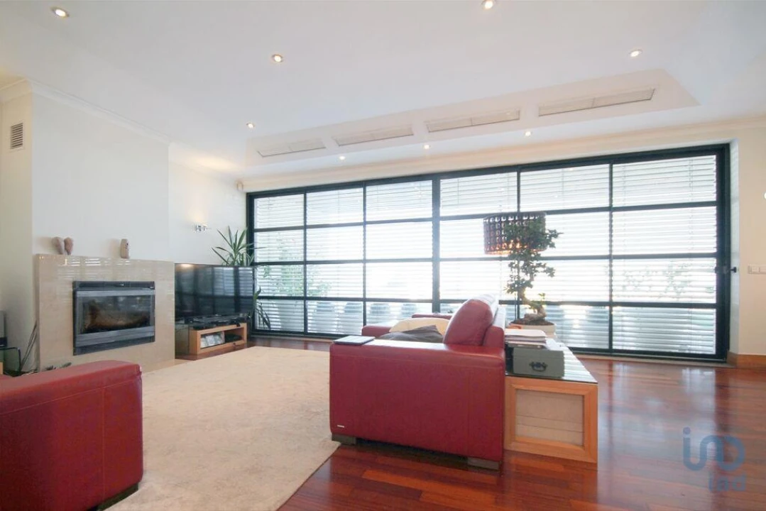 Apartamento T5 para Venda em Olivais Foto 3