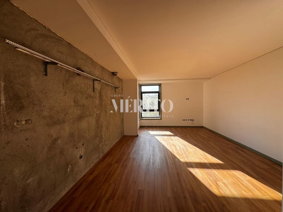 Apartamento T3 para Venda em Creixomil Foto 4