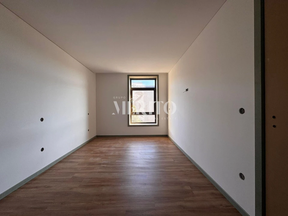 Apartamento T3 para Venda em Creixomil Foto 10