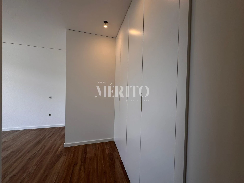 Apartamento T3 para Venda em Creixomil Foto 19