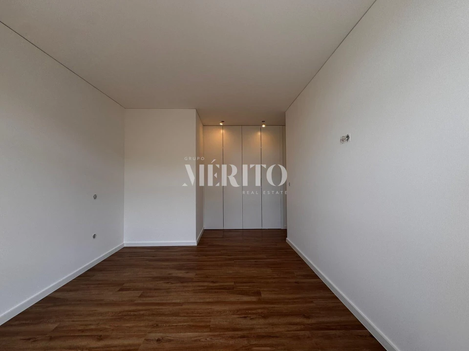 Apartamento T3 para Venda em Creixomil Foto 20