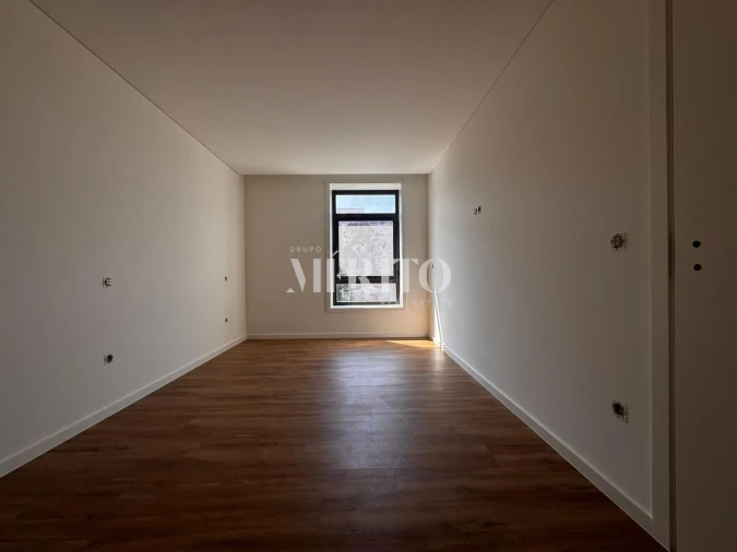 Apartamento T3 para Venda em Creixomil Foto 18