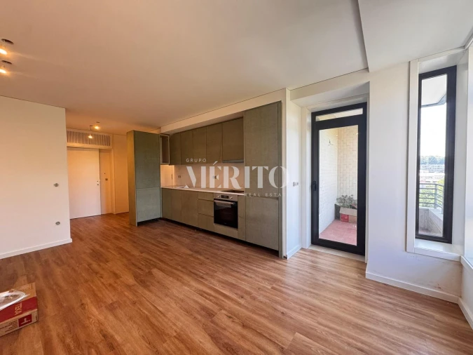 Apartamento T3 para Venda em Creixomil Foto 17