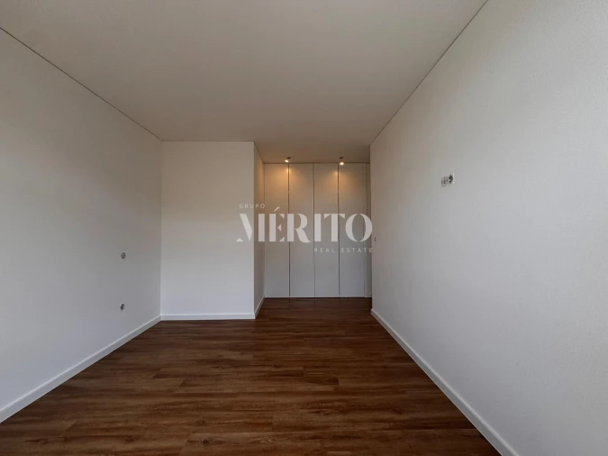 Apartamento T3 para Venda em Creixomil Foto 20