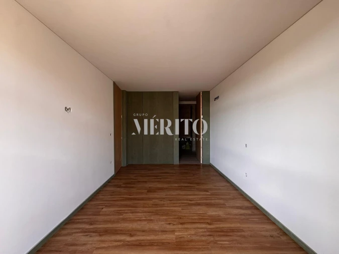 Apartamento T3 para Venda em Creixomil Foto 6
