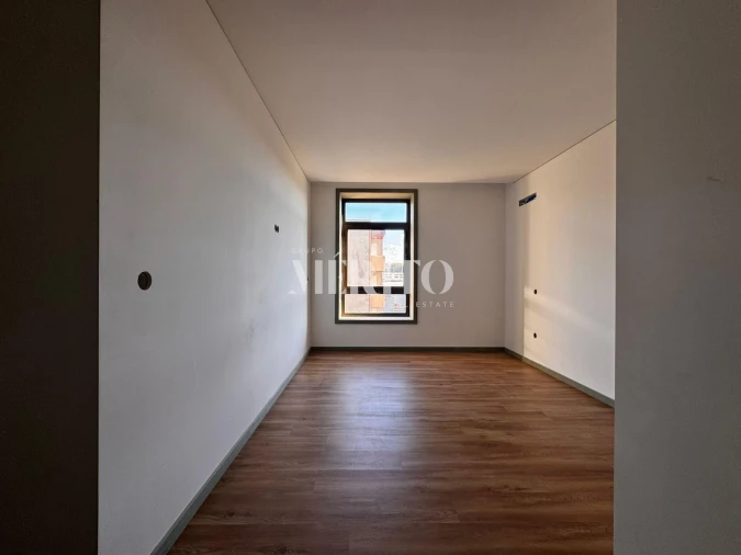 Apartamento T3 para Venda em Creixomil Foto 11