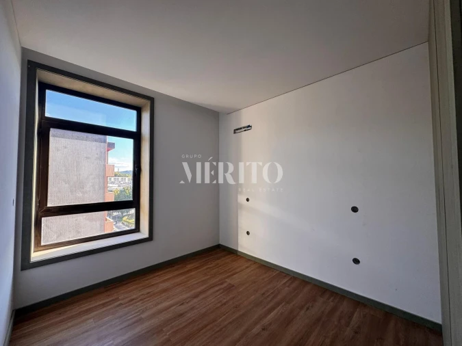 Apartamento T3 para Venda em Creixomil Foto 12