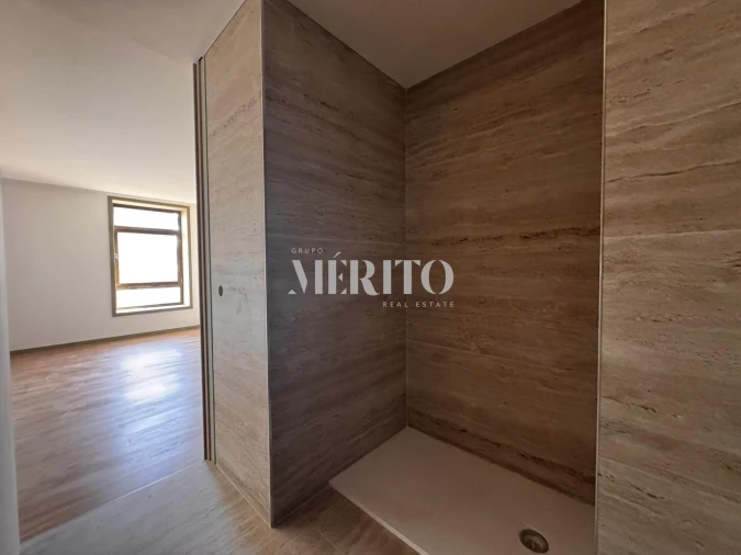 Apartamento T3 para Venda em Creixomil Foto 7