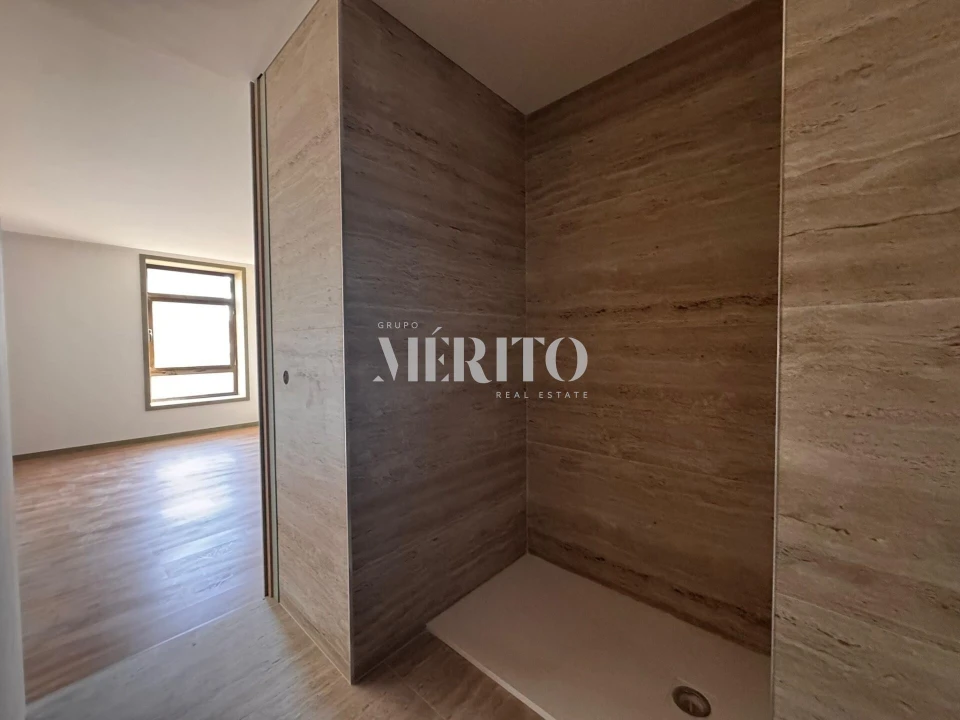 Apartamento T3 para Venda em Creixomil Foto 7