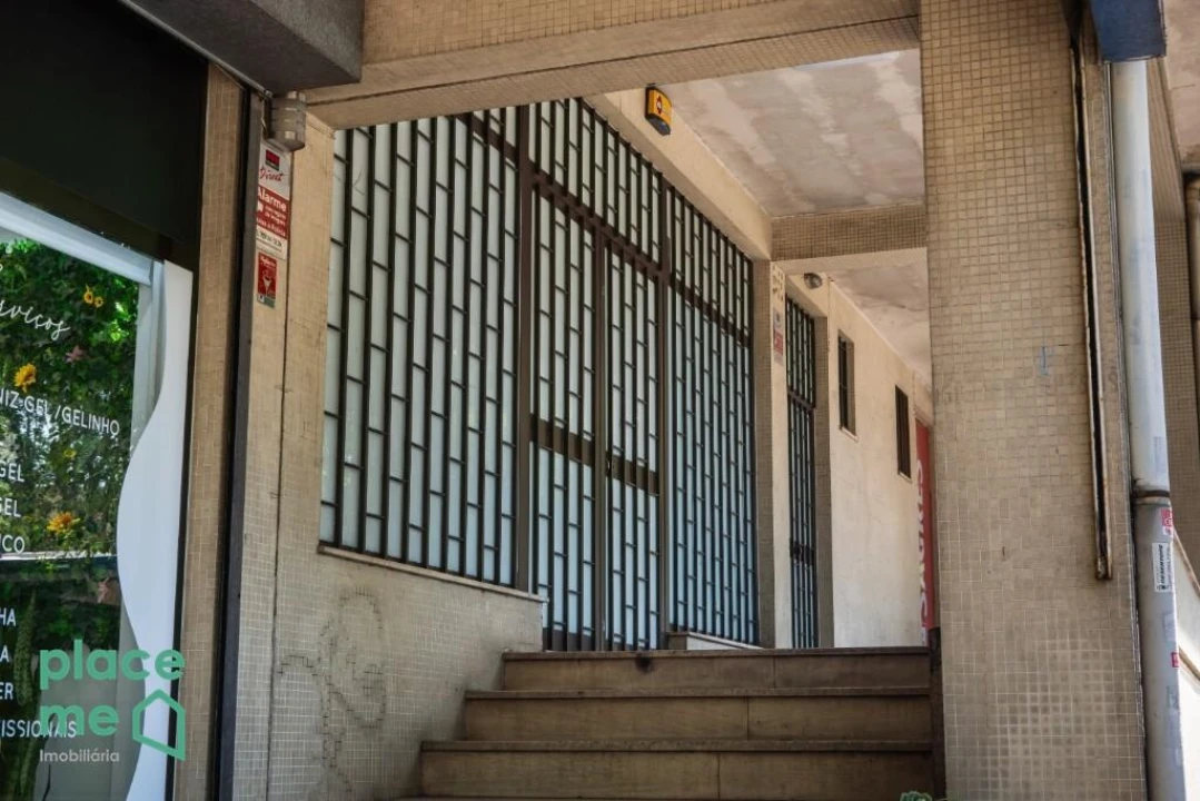 Loja para Arrendamento em São Vicente (Braga) Foto 4