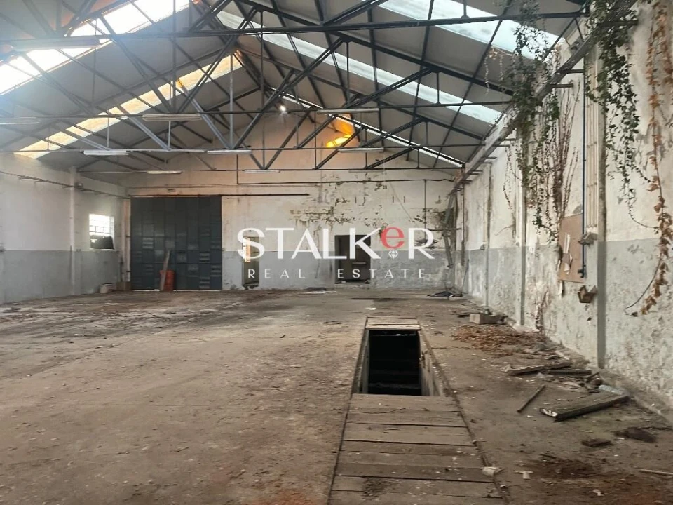 Armazém para Venda em São Miguel do Souto e Mosteirô Foto 28