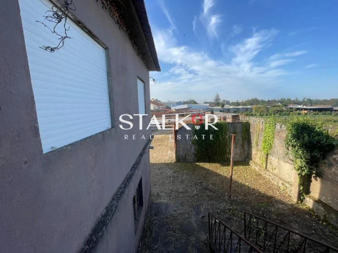 Armazém para Venda em São Miguel do Souto e Mosteirô Foto 19