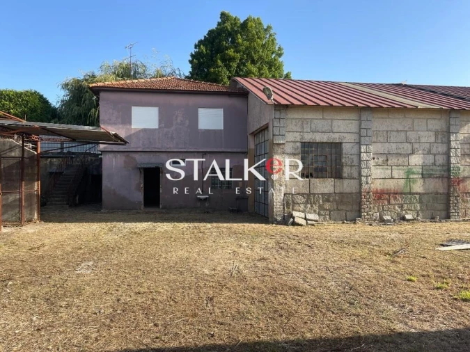 Armazém para Venda em São Miguel do Souto e Mosteirô Foto 17