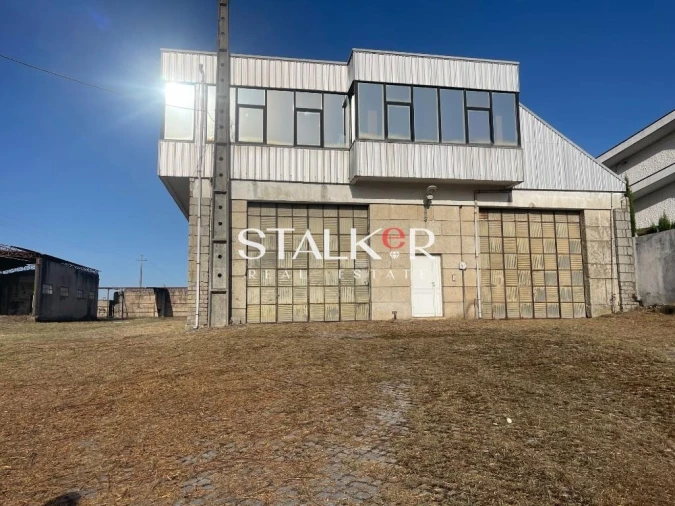 Armazém para Venda em São Miguel do Souto e Mosteirô Foto 10