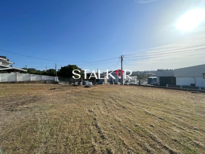 Armazém para Venda em São Miguel do Souto e Mosteirô Foto 14