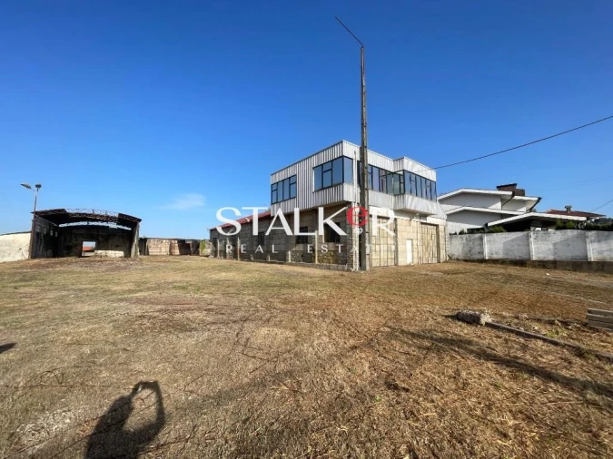 Armazém para Venda em São Miguel do Souto e Mosteirô Foto 11