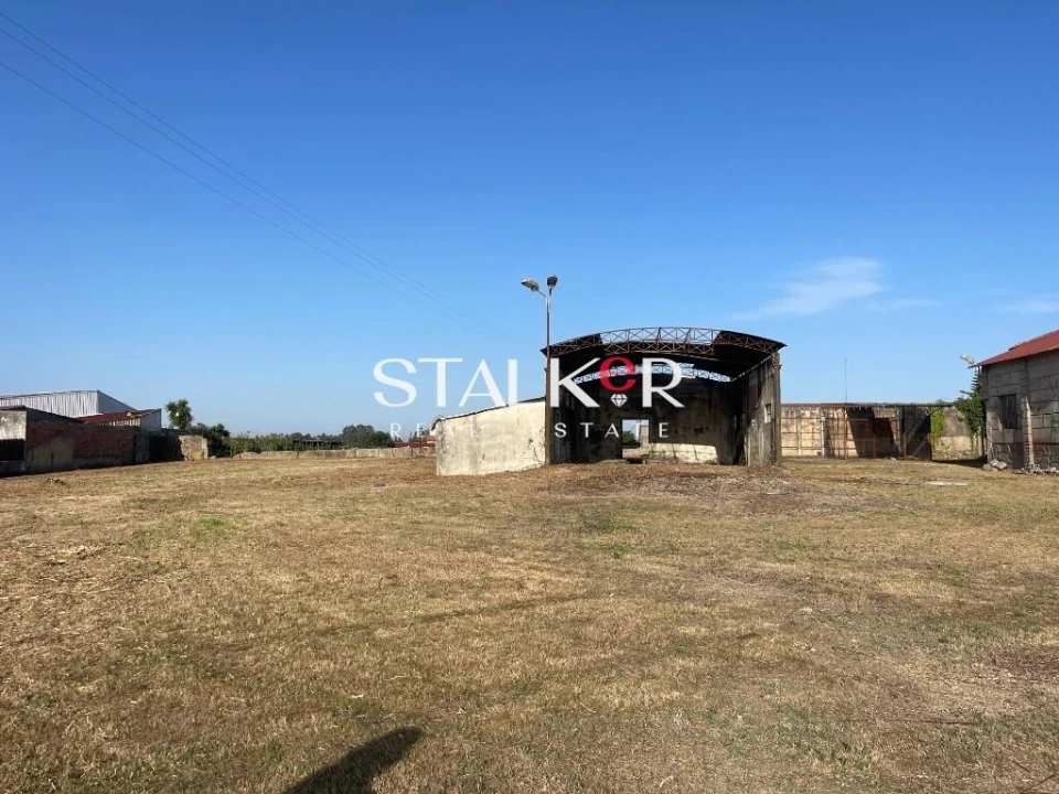 Armazém para Venda em São Miguel do Souto e Mosteirô Foto 12