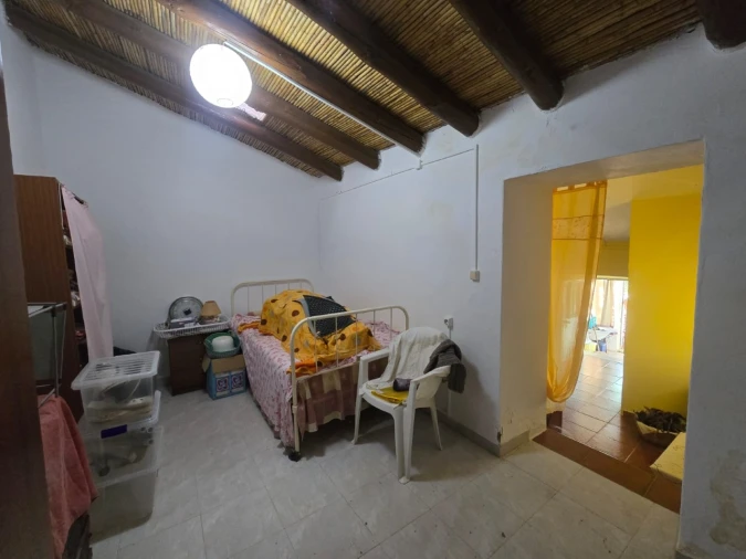 Moradia T1 para Venda em Vaqueiros Foto 3