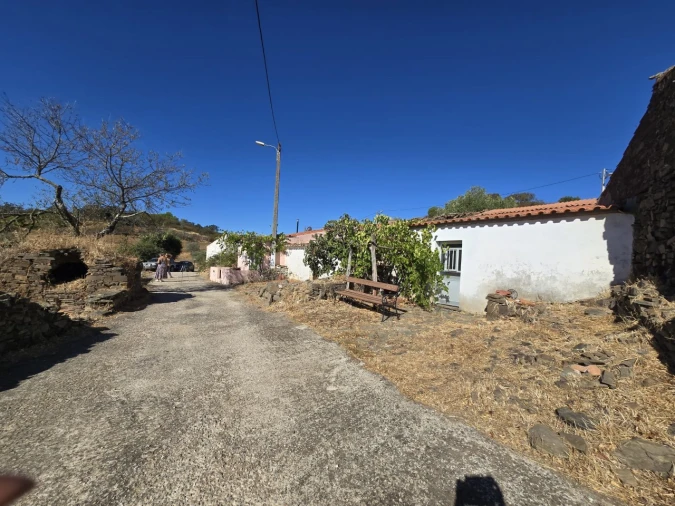 Moradia T1 para Venda em Vaqueiros Foto 18