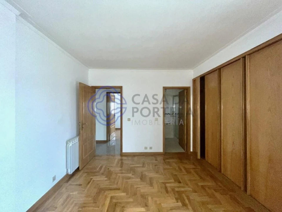 Apartamento T3 para Venda em Argoncilhe Foto 30