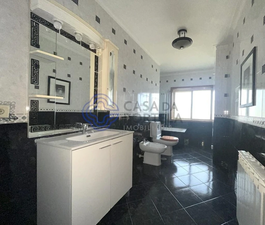 Apartamento T3 para Venda em Argoncilhe Foto 22