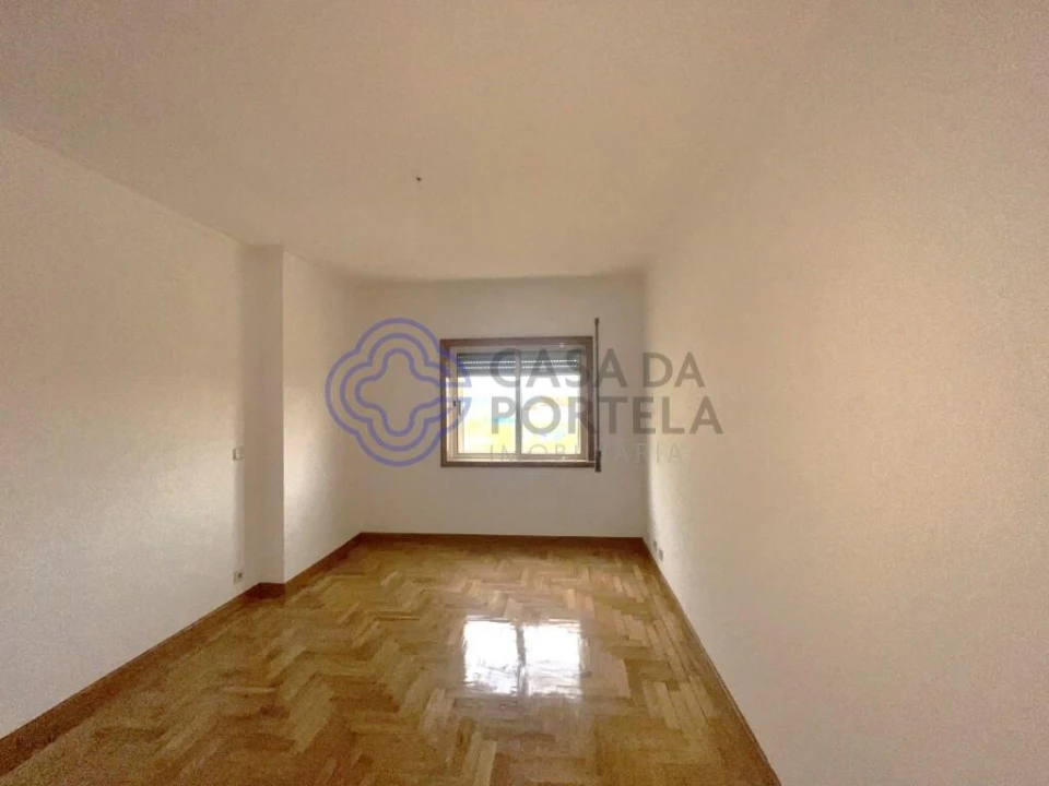 Apartamento T3 para Venda em Argoncilhe Foto 23