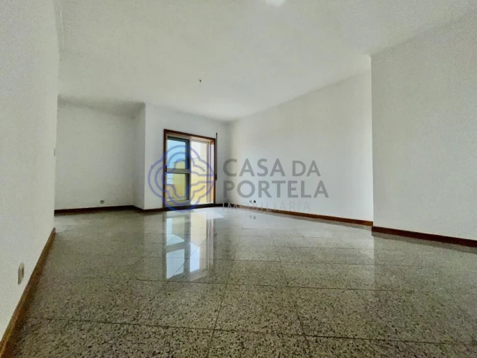 Apartamento T3 para Venda em Argoncilhe Foto 15