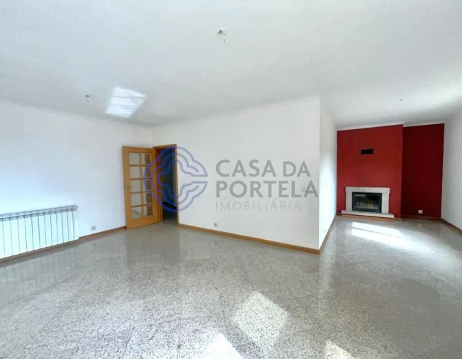 Apartamento T3 para Venda em Argoncilhe Foto 16