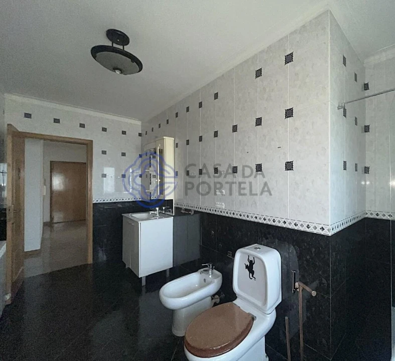 Apartamento T3 para Venda em Argoncilhe Foto 28