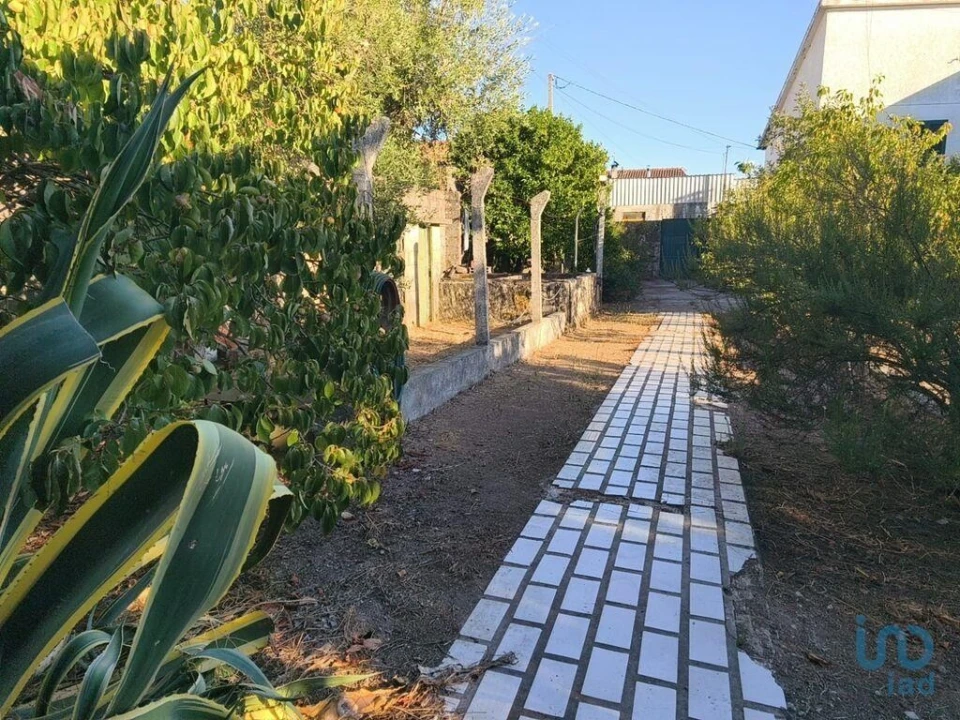 Moradia T5 para Venda em Canas de Senhorim Foto 2