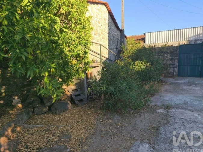 Moradia T5 para Venda em Canas de Senhorim Foto 27