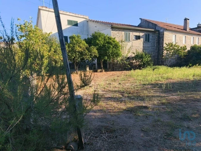 Moradia T5 para Venda em Canas de Senhorim Foto 9