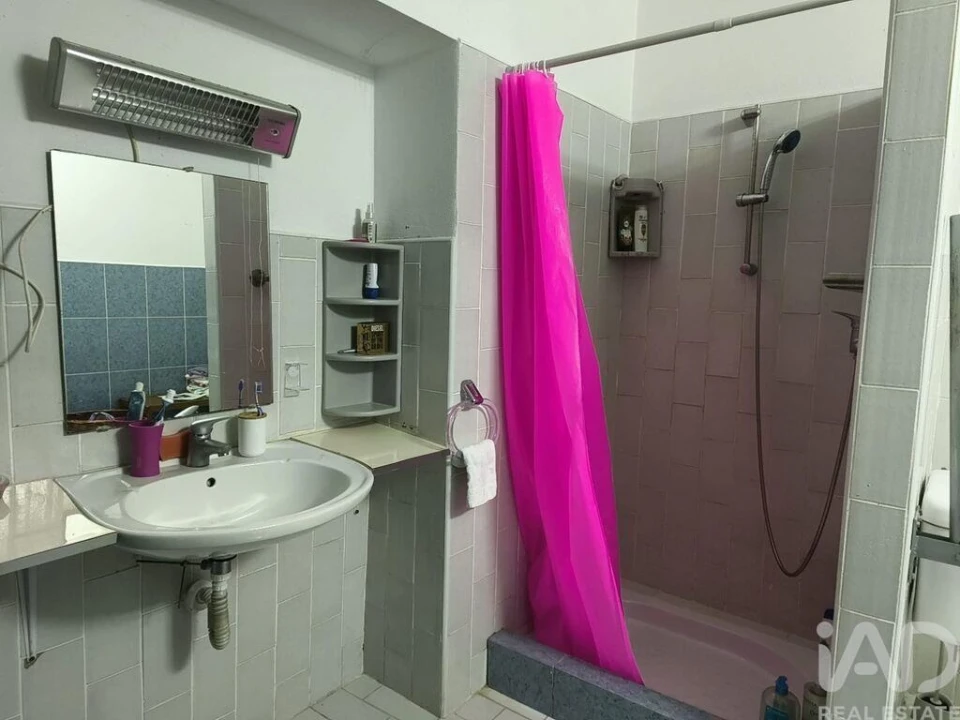 Moradia T5 para Venda em Canas de Senhorim Foto 16