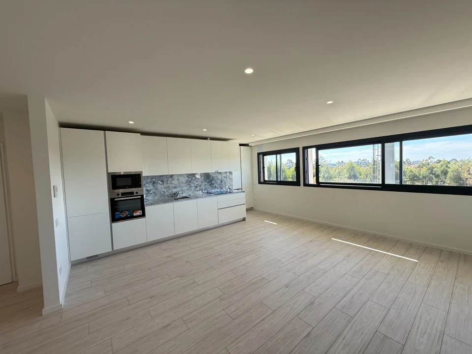 Apartamento T1 para Arrendamento em Aldão Foto 3