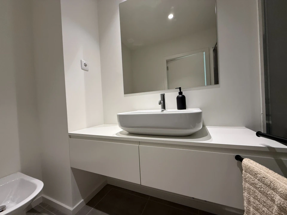 Apartamento T1 para Arrendamento em Aldão Foto 9